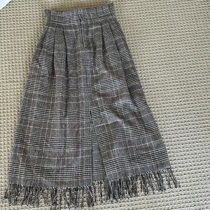 EUC Plaid brown MNG long skirt size small 75 percent wool